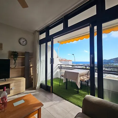 With Sea View Close To The Daire Mogán